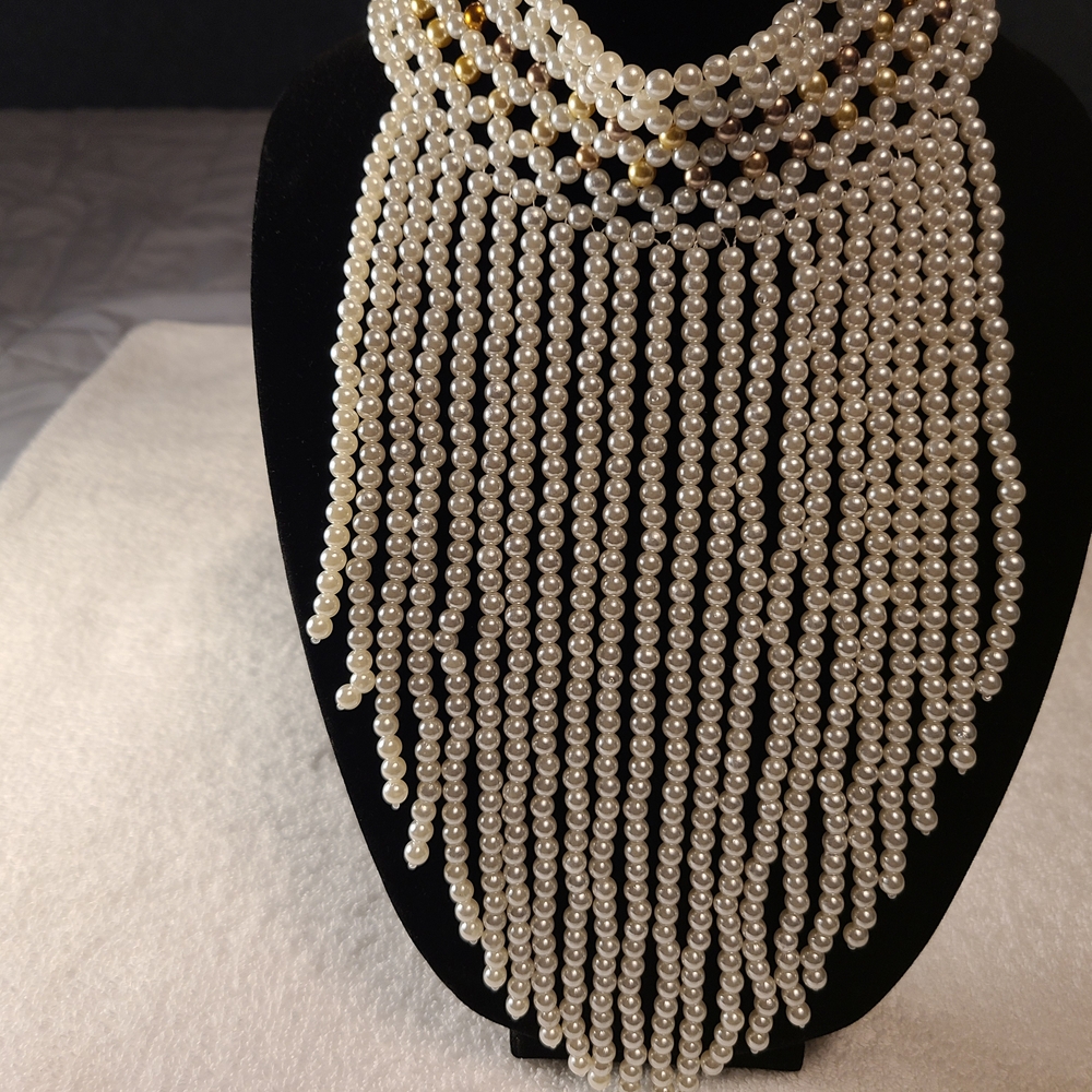 Elegant Pearl Fringe Necklace